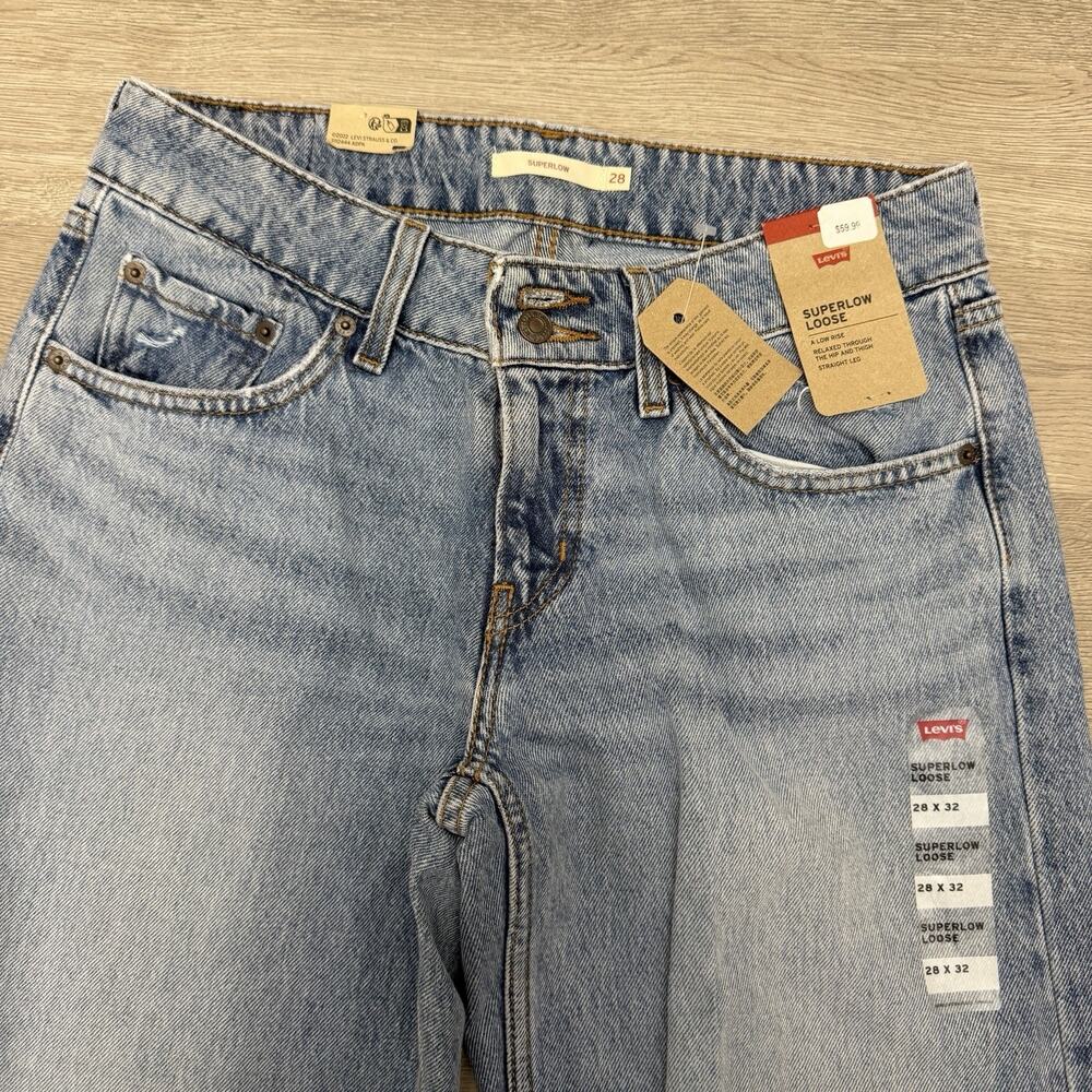 Levis Superlow Loose Jeans Womens 28x32 NWT Light Wash Distressed Wide Leg - Picture 2 of 13